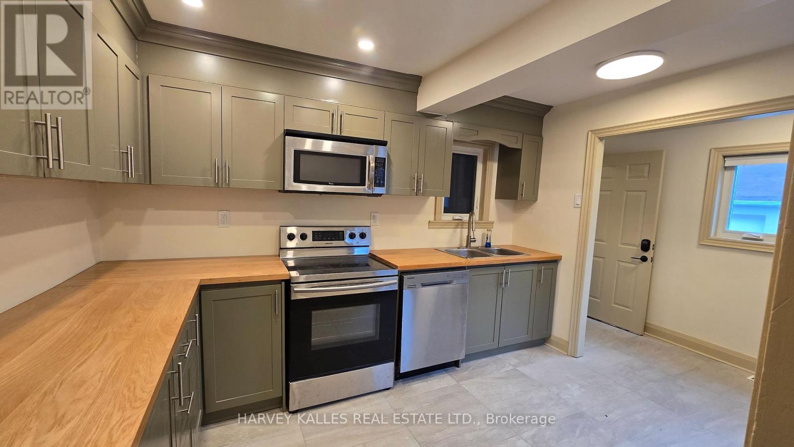 MAIN - 279 CORNELIUS PARKWAY