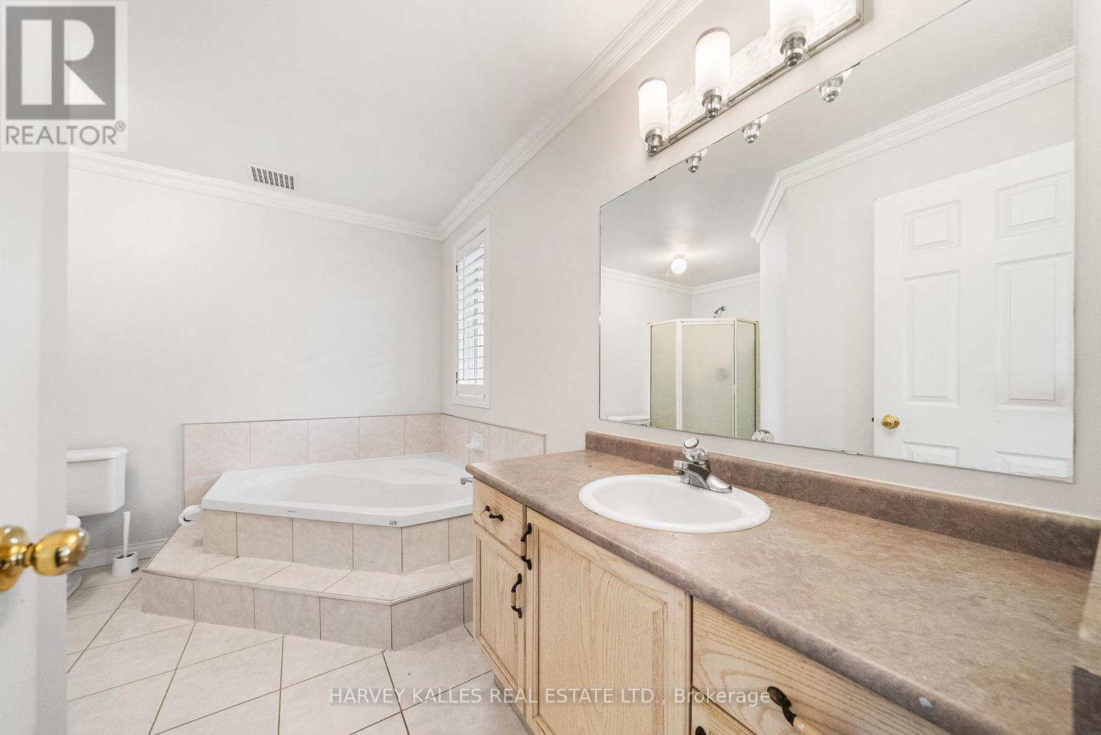 2139 BUSHTRAIL COURT