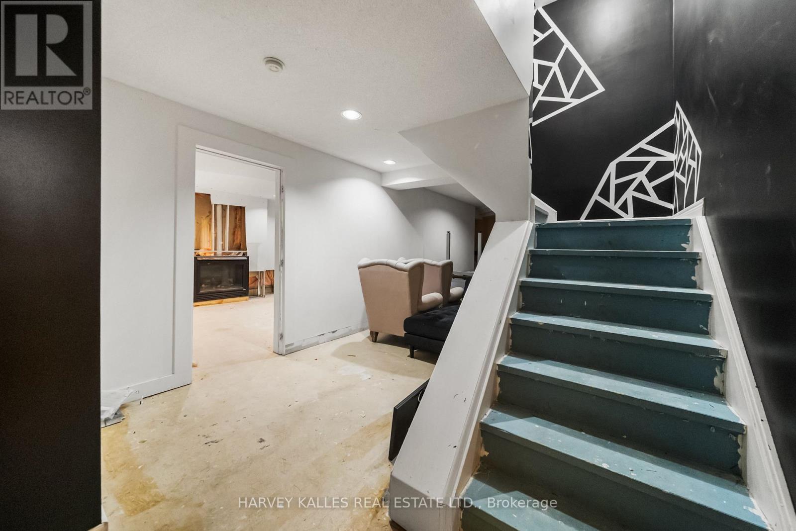 2139 BUSHTRAIL COURT