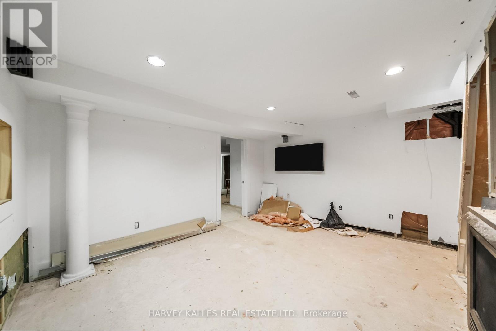 2139 BUSHTRAIL COURT