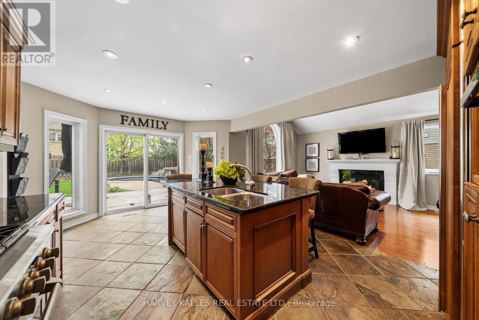 2139 BUSHTRAIL COURT