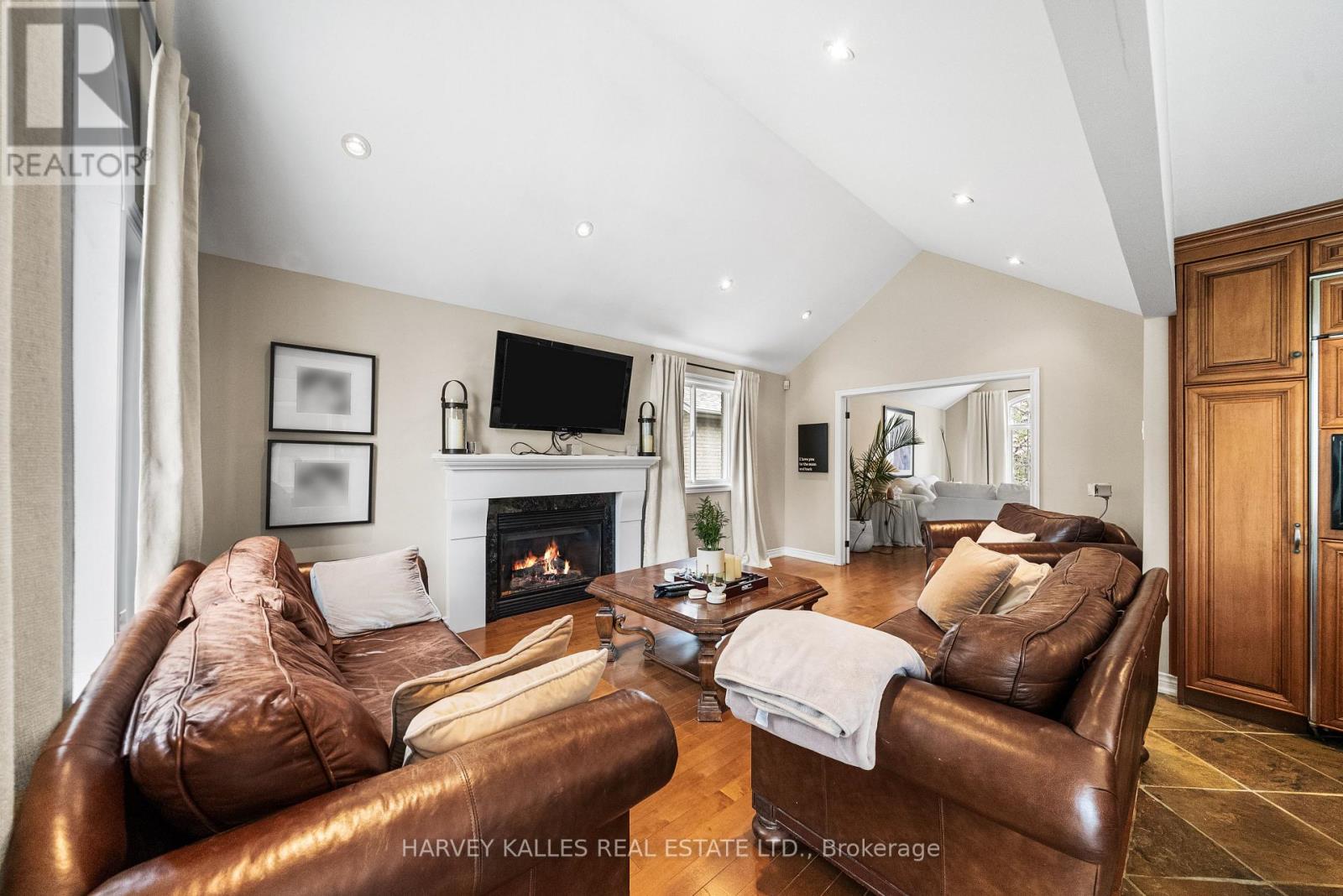 2139 BUSHTRAIL COURT