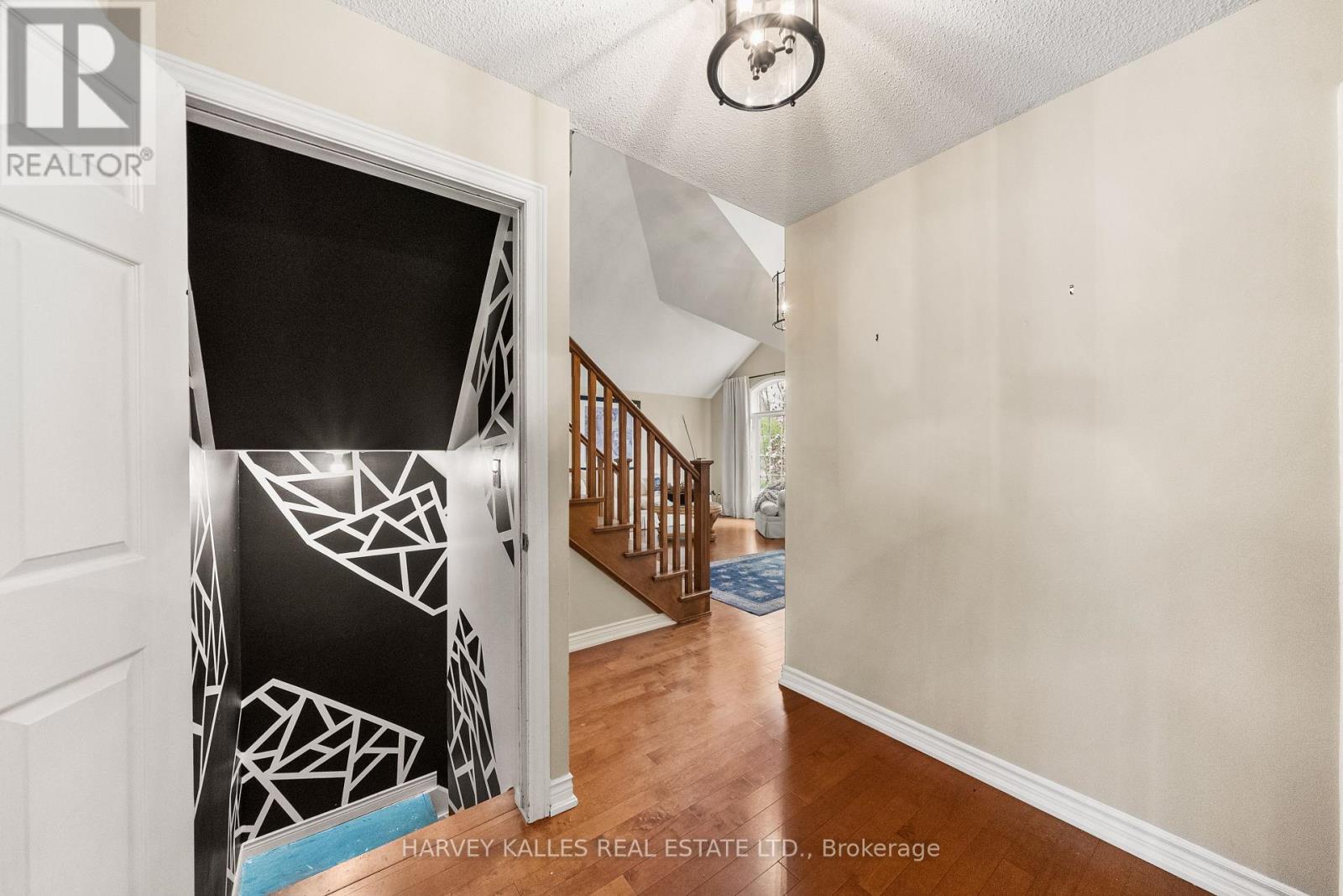 2139 BUSHTRAIL COURT