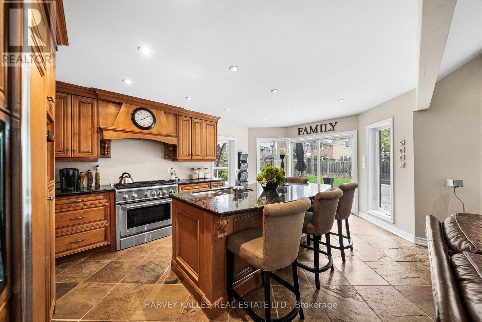 2139 BUSHTRAIL COURT