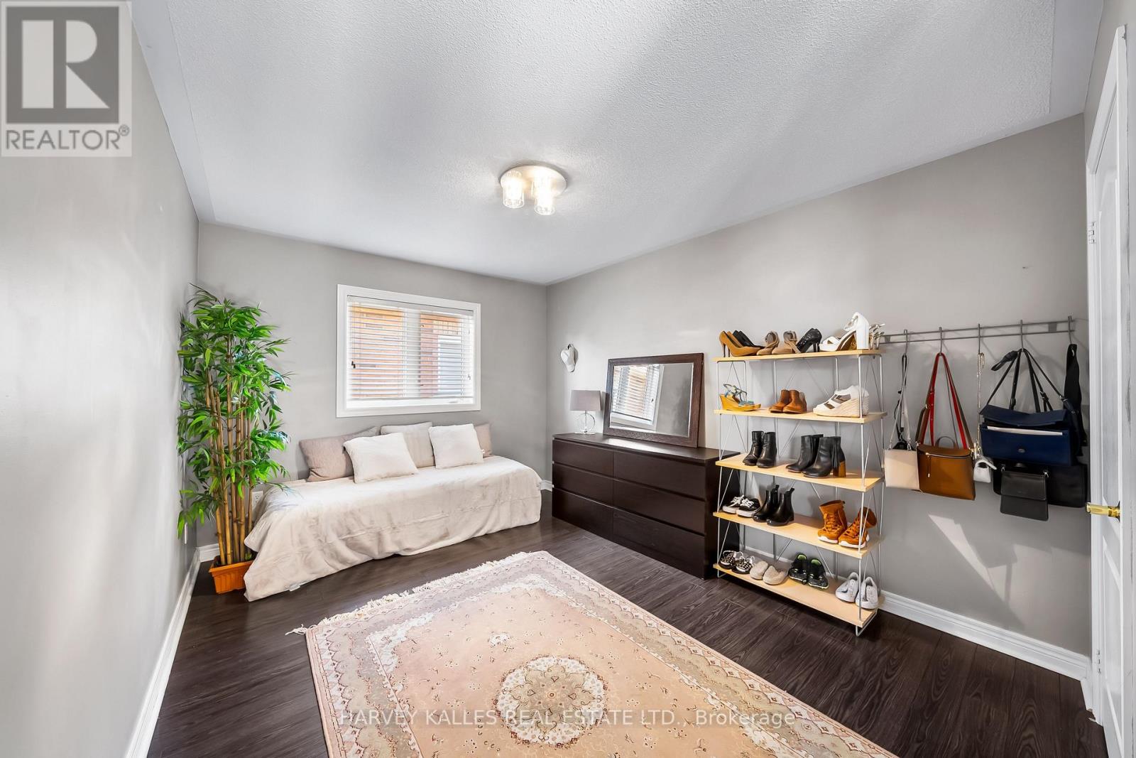 36 BOUNDBROOK DRIVE