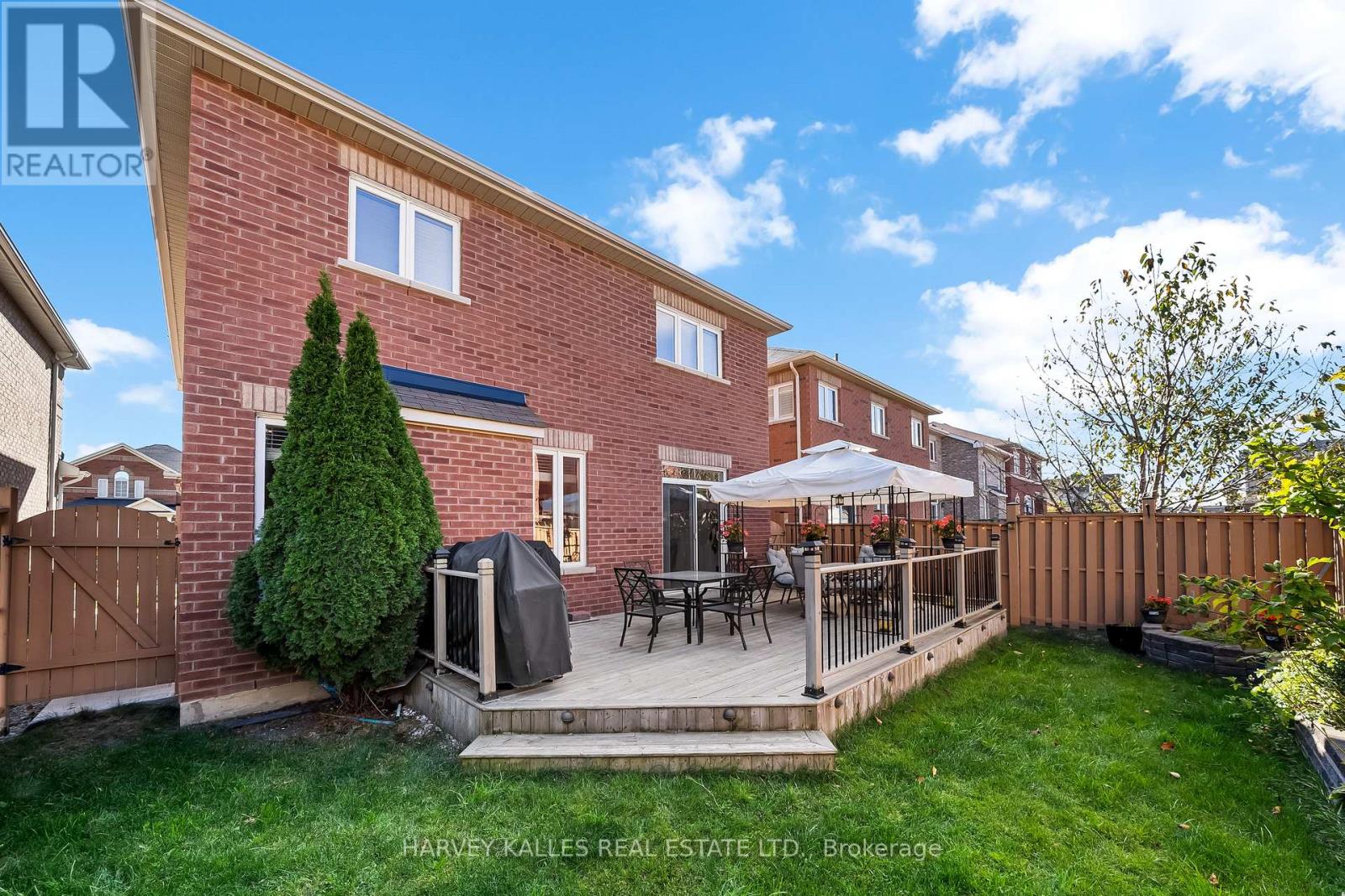 36 BOUNDBROOK DRIVE