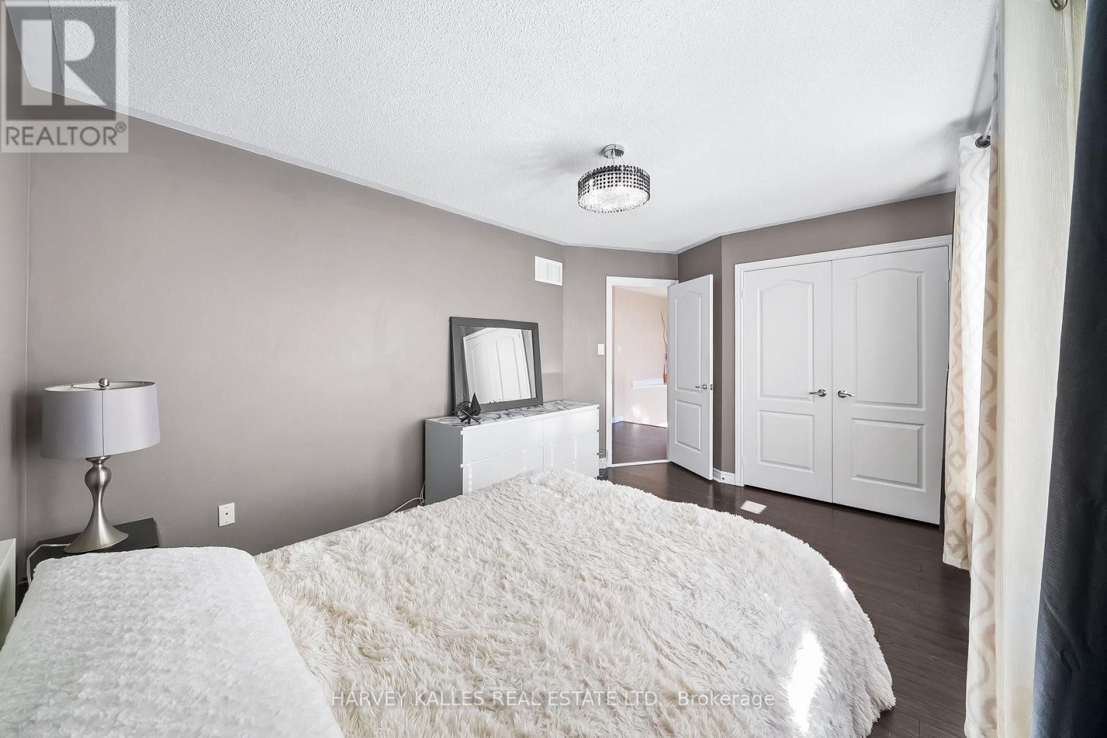 36 BOUNDBROOK DRIVE
