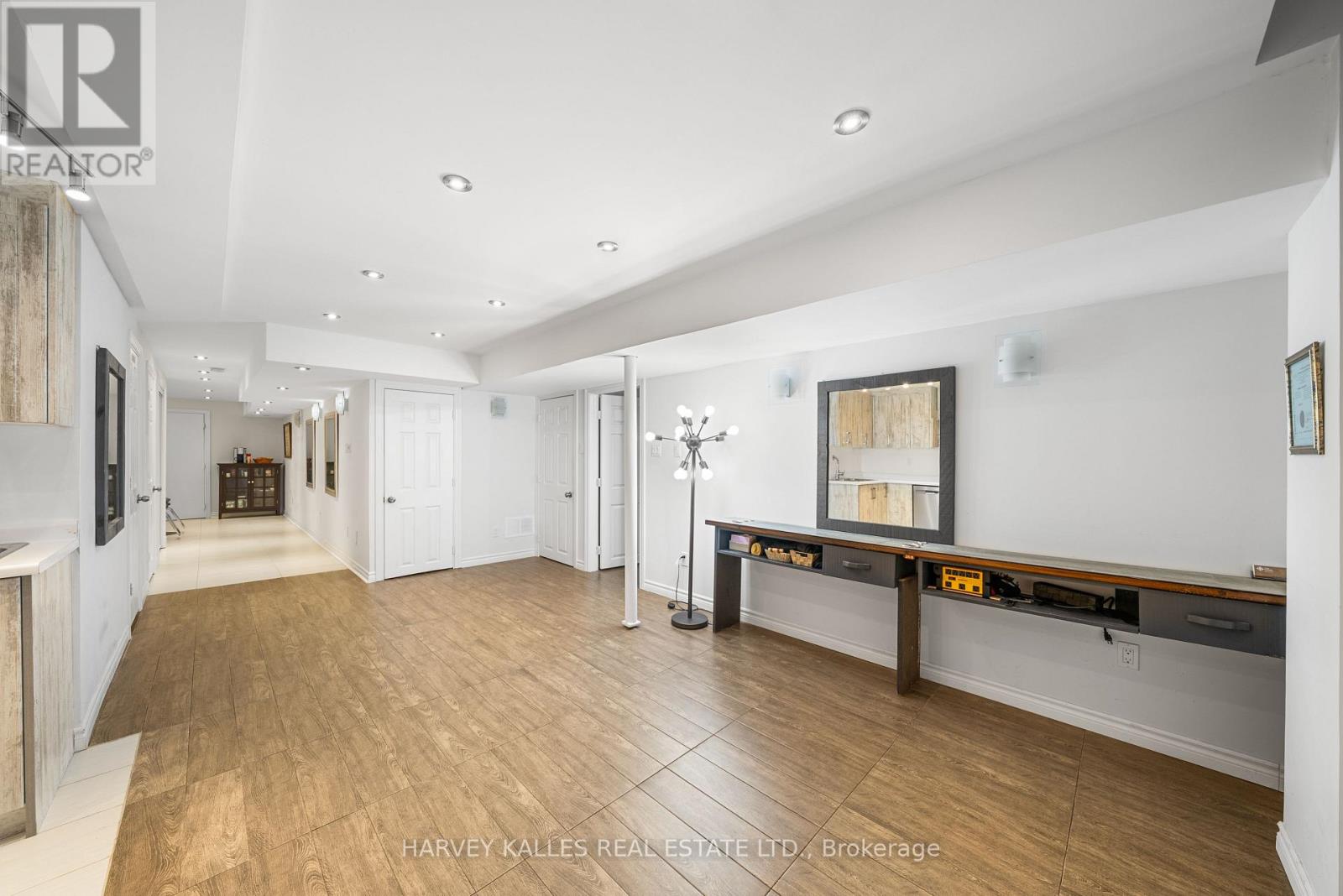 36 BOUNDBROOK DRIVE