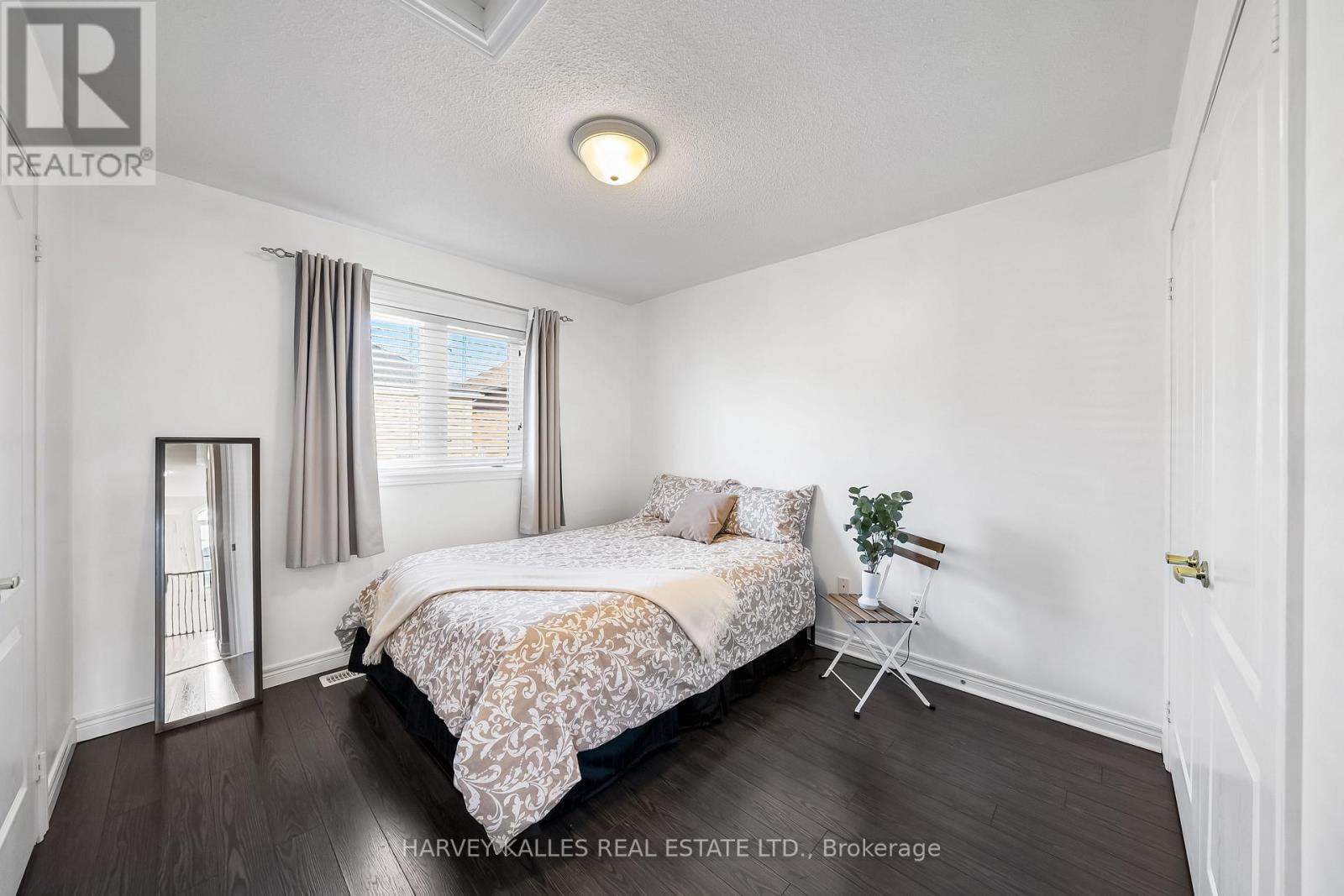 36 BOUNDBROOK DRIVE