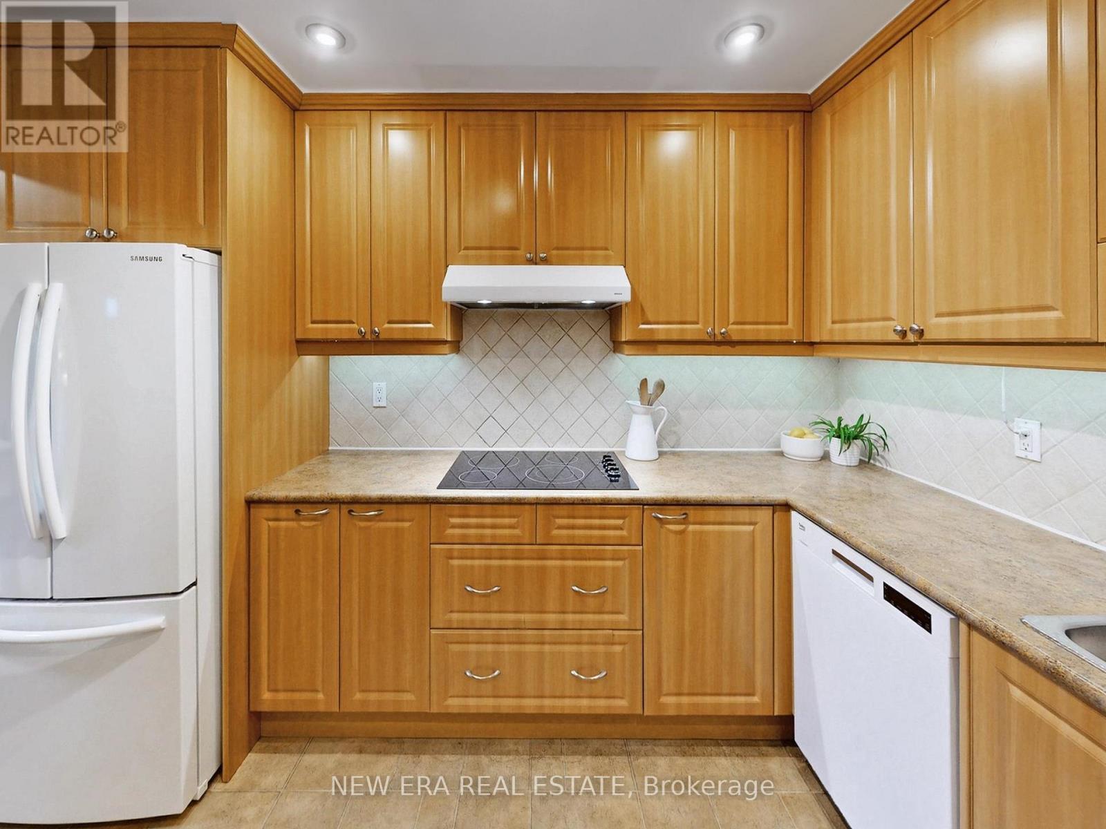 55 - 6540 FALCONER DRIVE