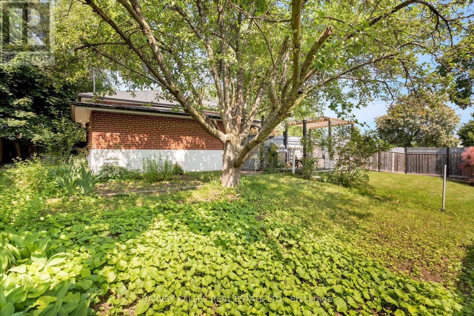 49 LEARMONT DRIVE