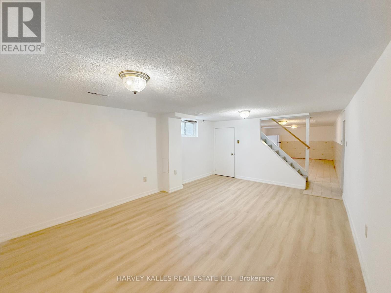 214 DIXON ROAD