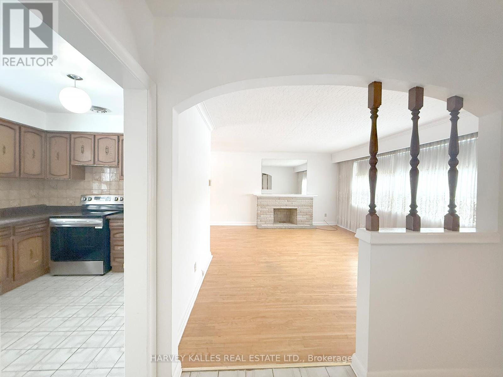 214 DIXON ROAD