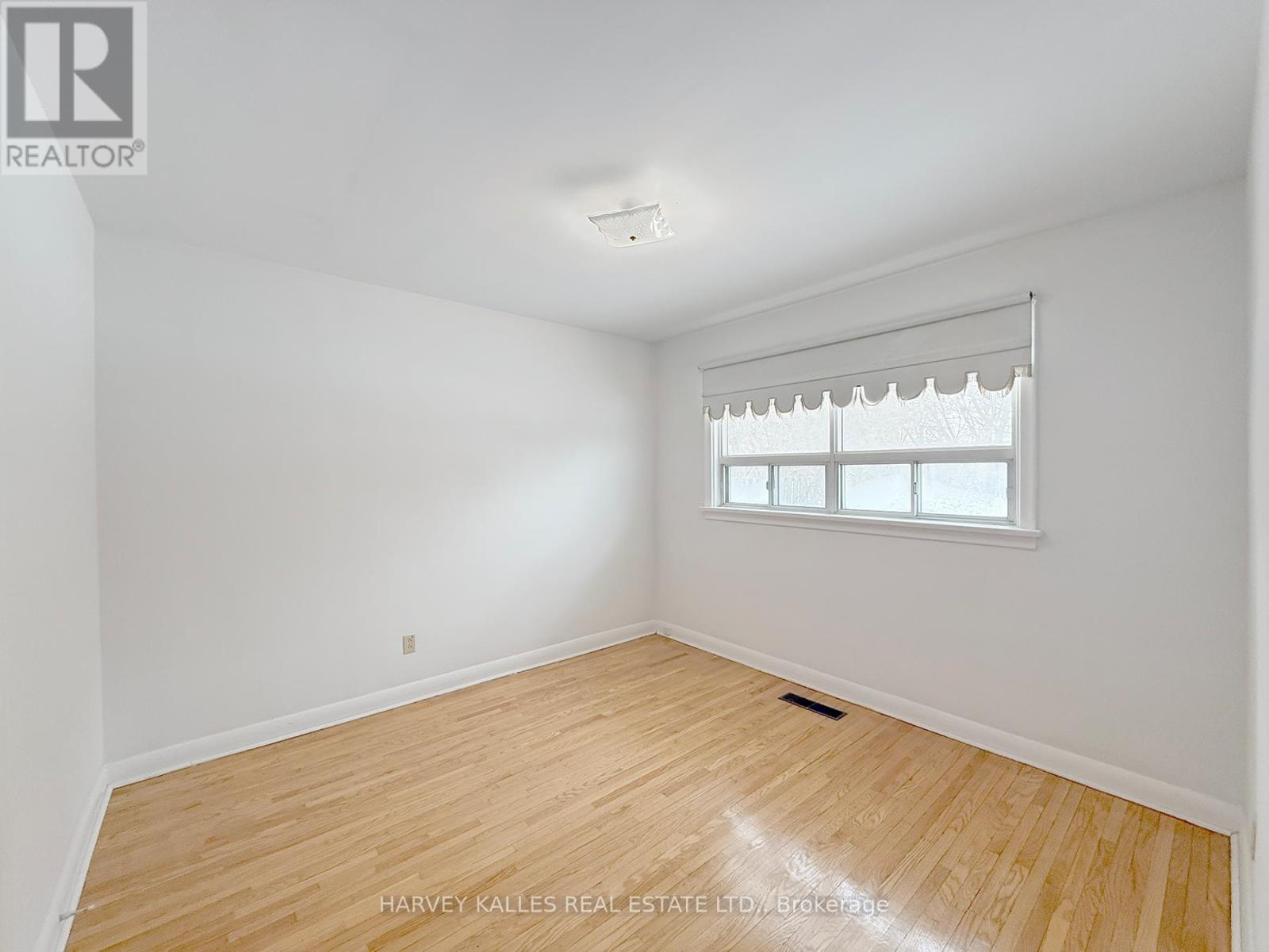 214 DIXON ROAD