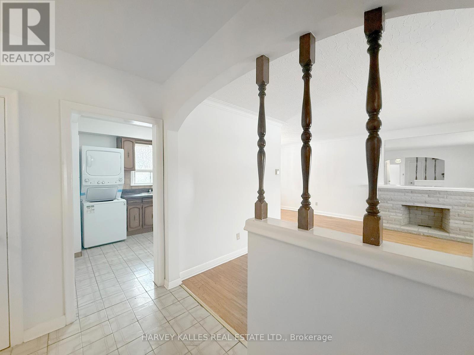 214 DIXON ROAD