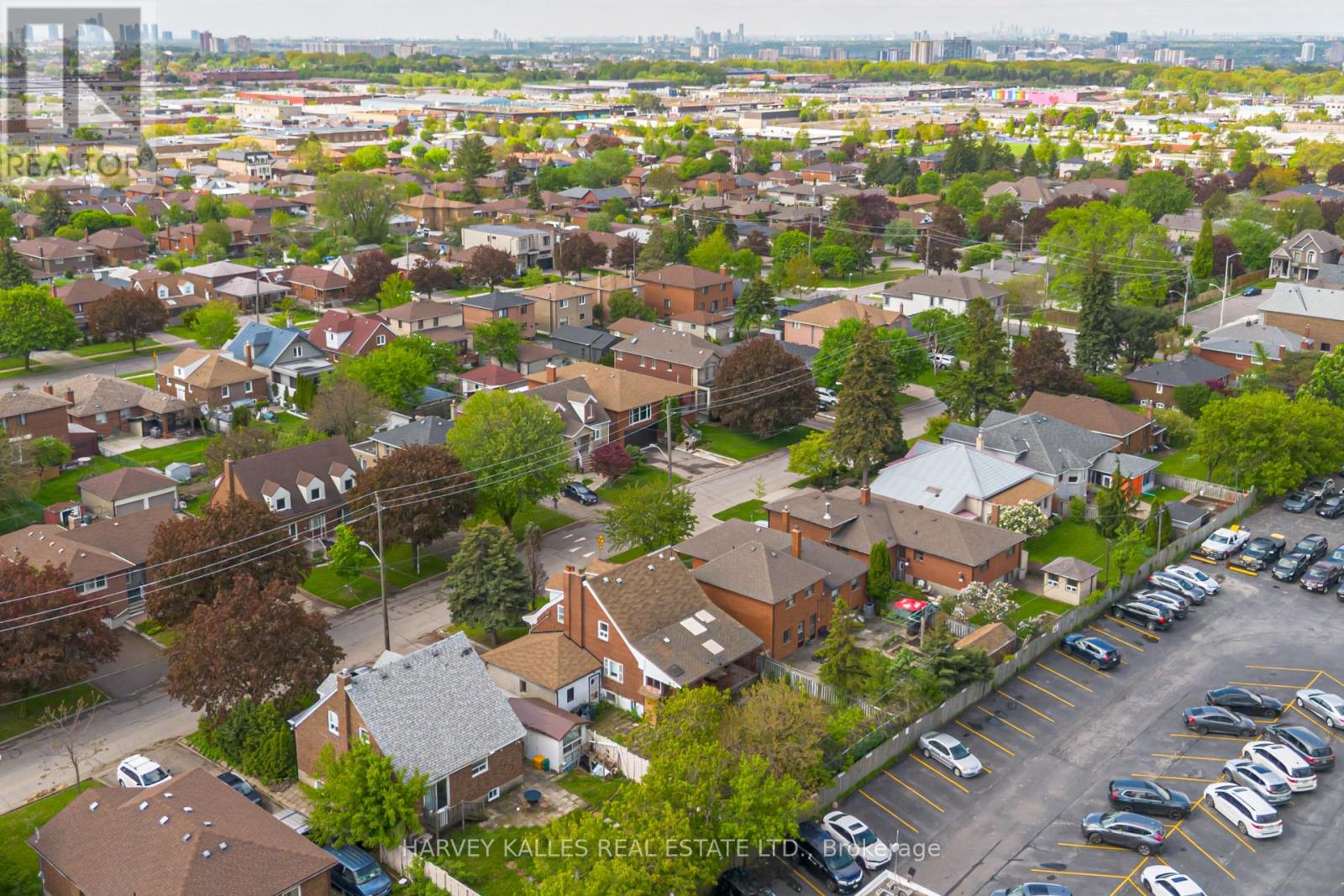 14 JANE OSLER BOULEVARD