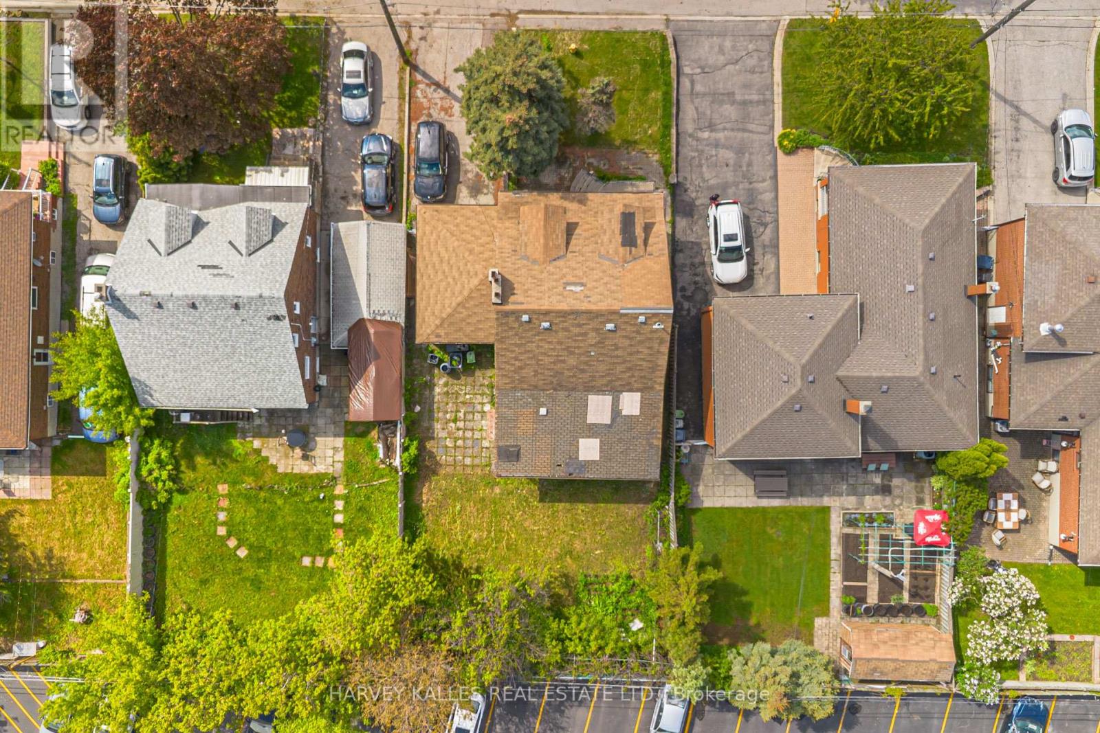 14 JANE OSLER BOULEVARD