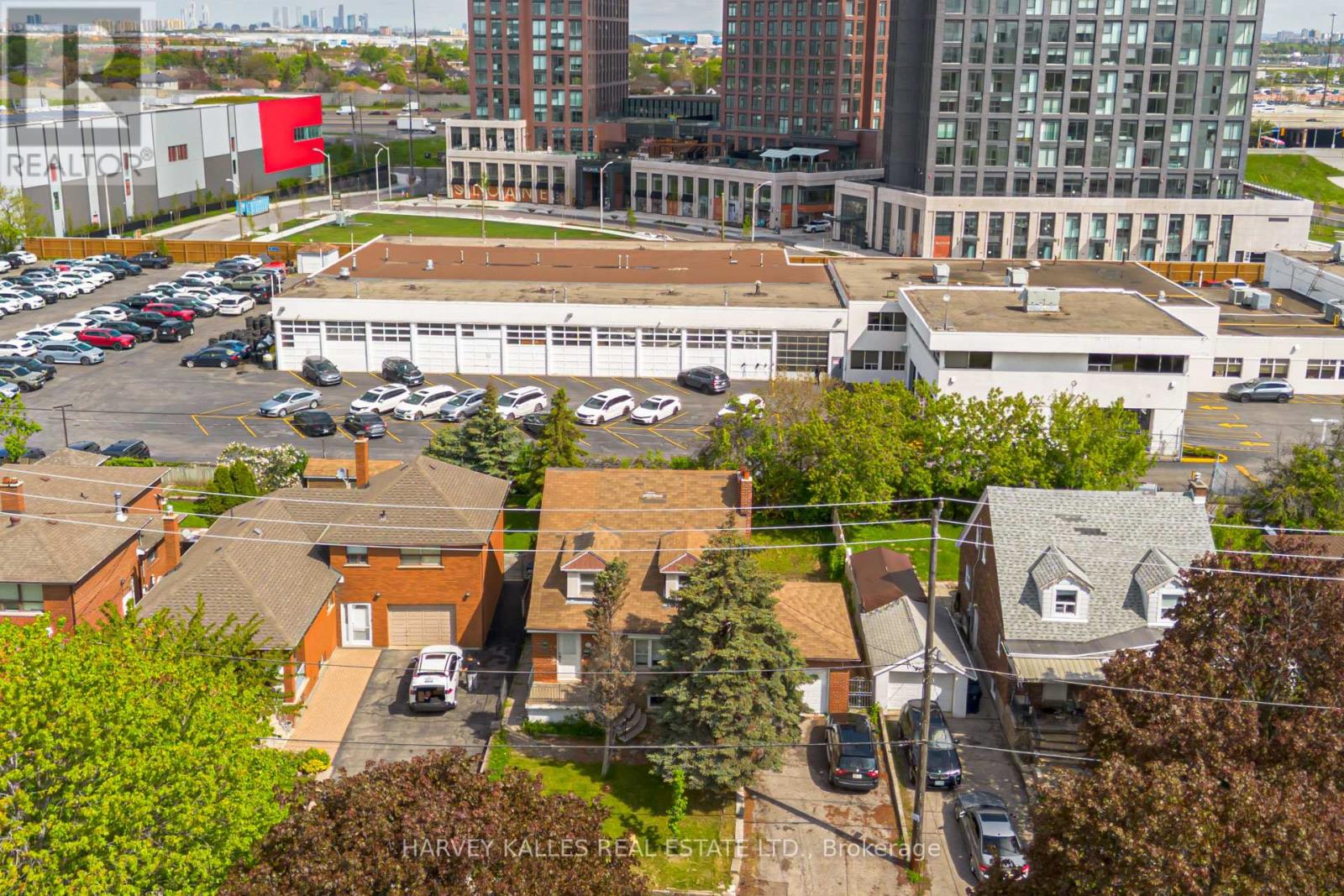 14 JANE OSLER BOULEVARD