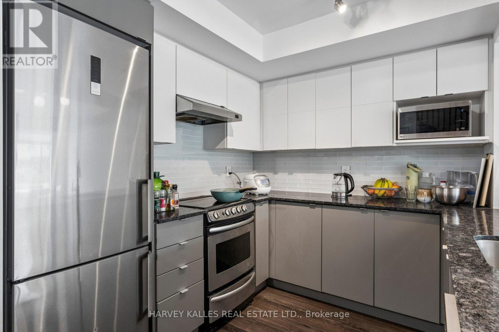 TH104 - 152 FLEMINGTON ROAD