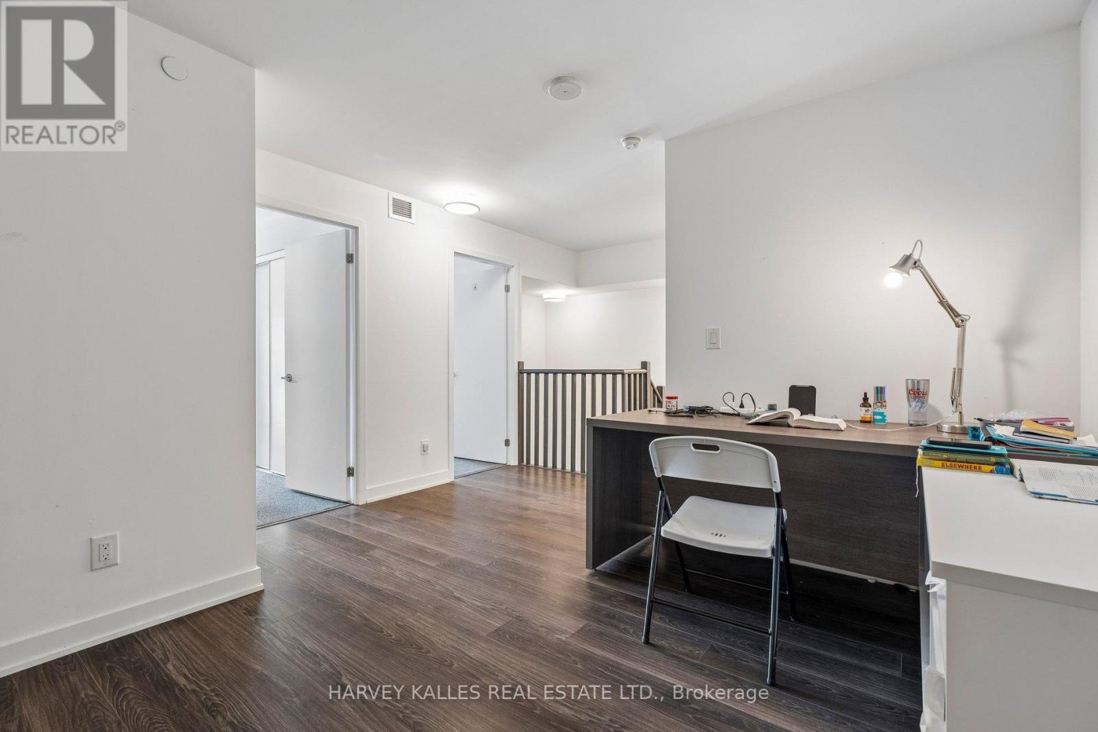 TH104 - 152 FLEMINGTON ROAD