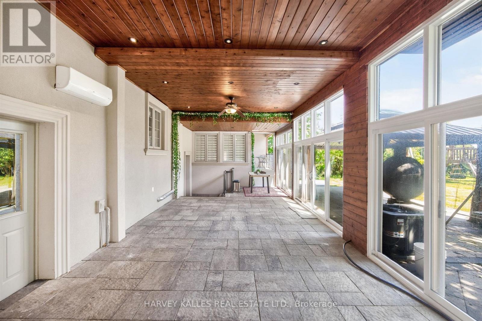 17 LOCKHEED BOULEVARD