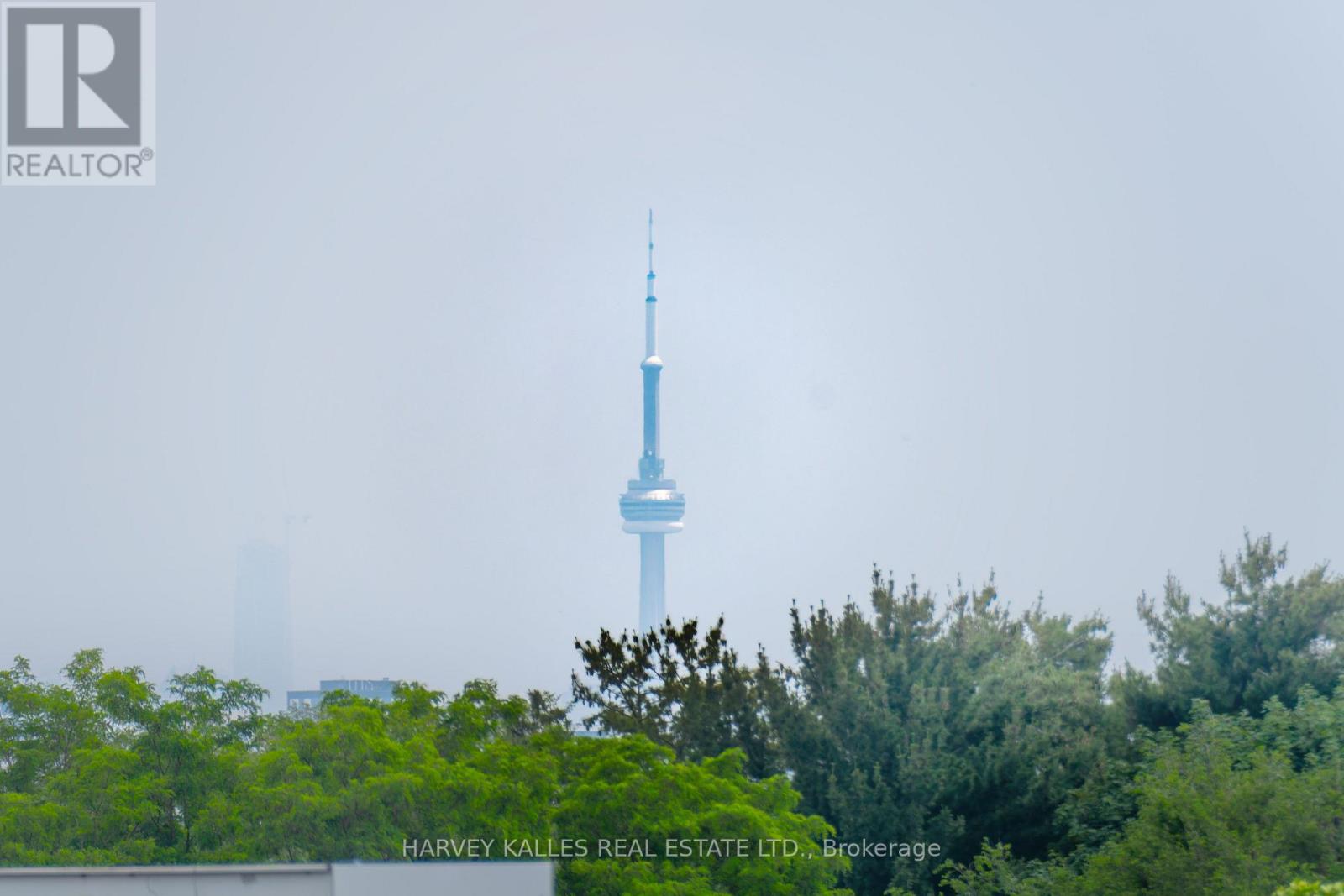 412 - 4208 DUNDAS STREET W