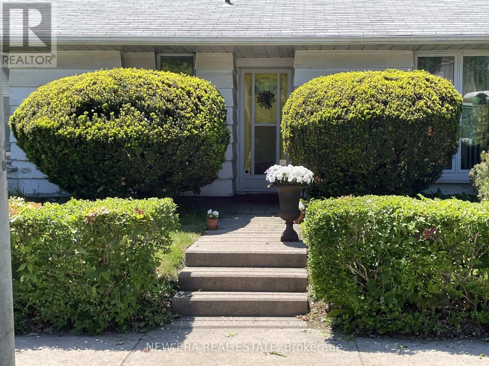 45 MATTICE AVENUE