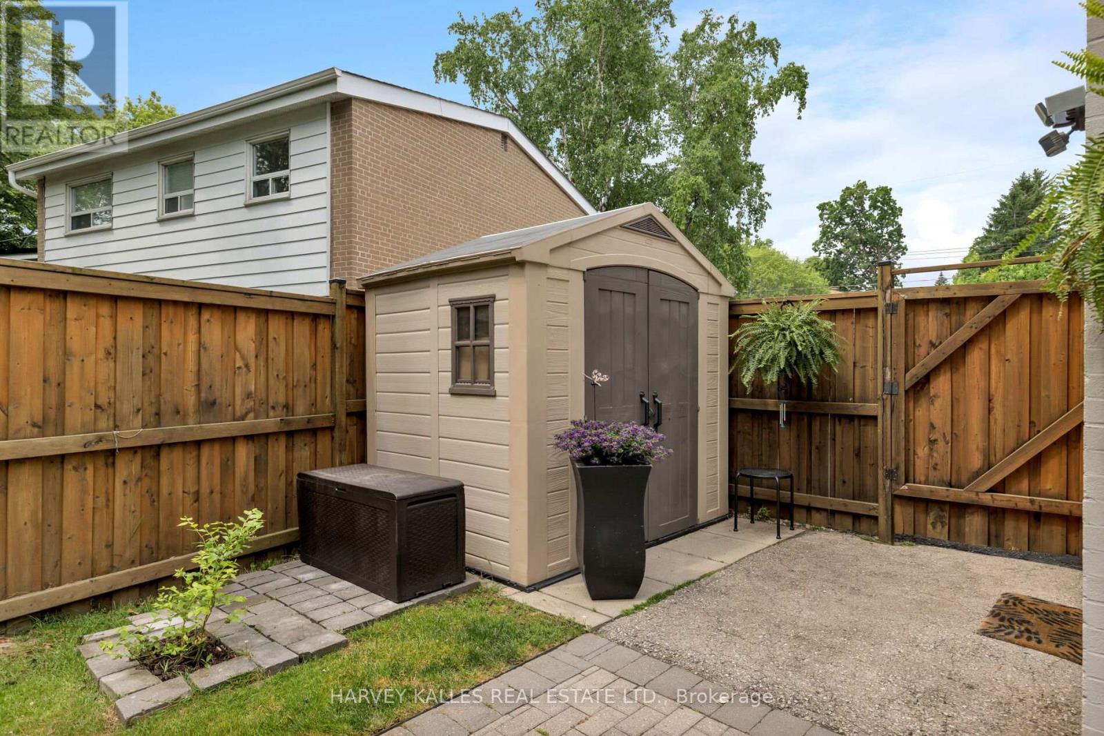 45 ASHFIELD DRIVE