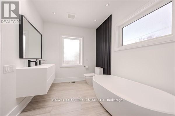 3279 LAKESHORE ROAD