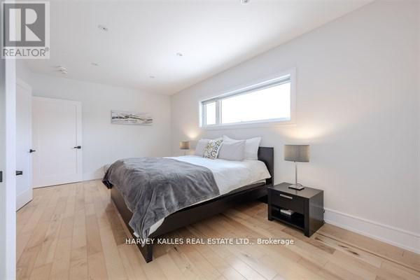 3279 LAKESHORE ROAD