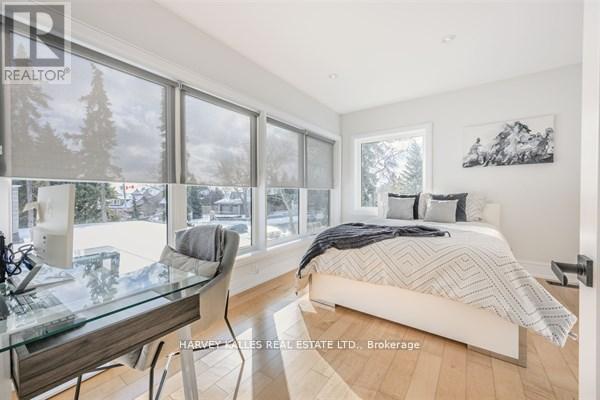 3279 LAKESHORE ROAD