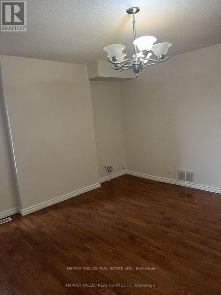 UPPER - 916 BLOOR STREET W