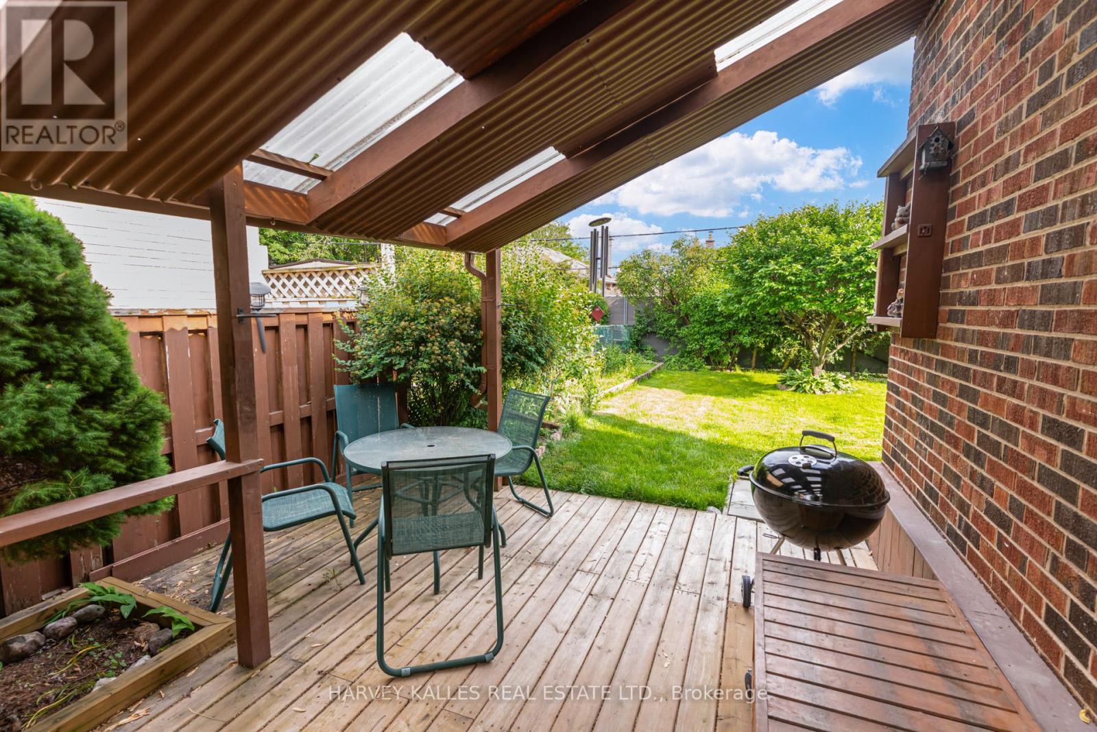 9 SEALCOVE DRIVE