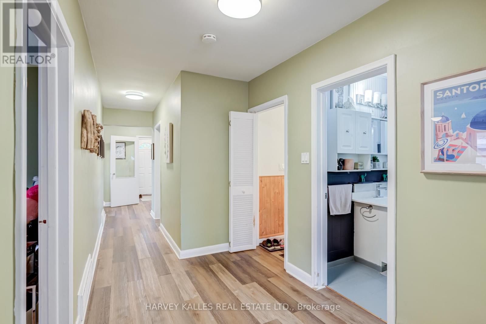 9 SEALCOVE DRIVE
