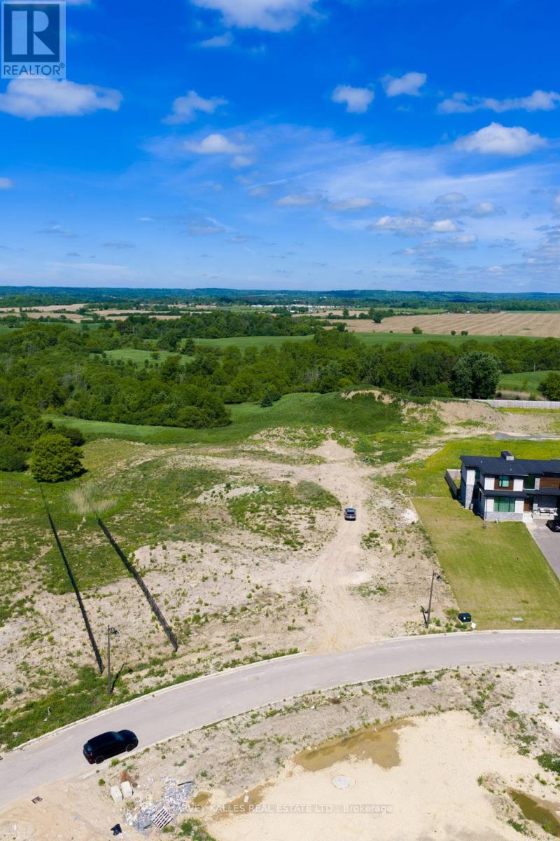 24 SUGARBUSH COURT