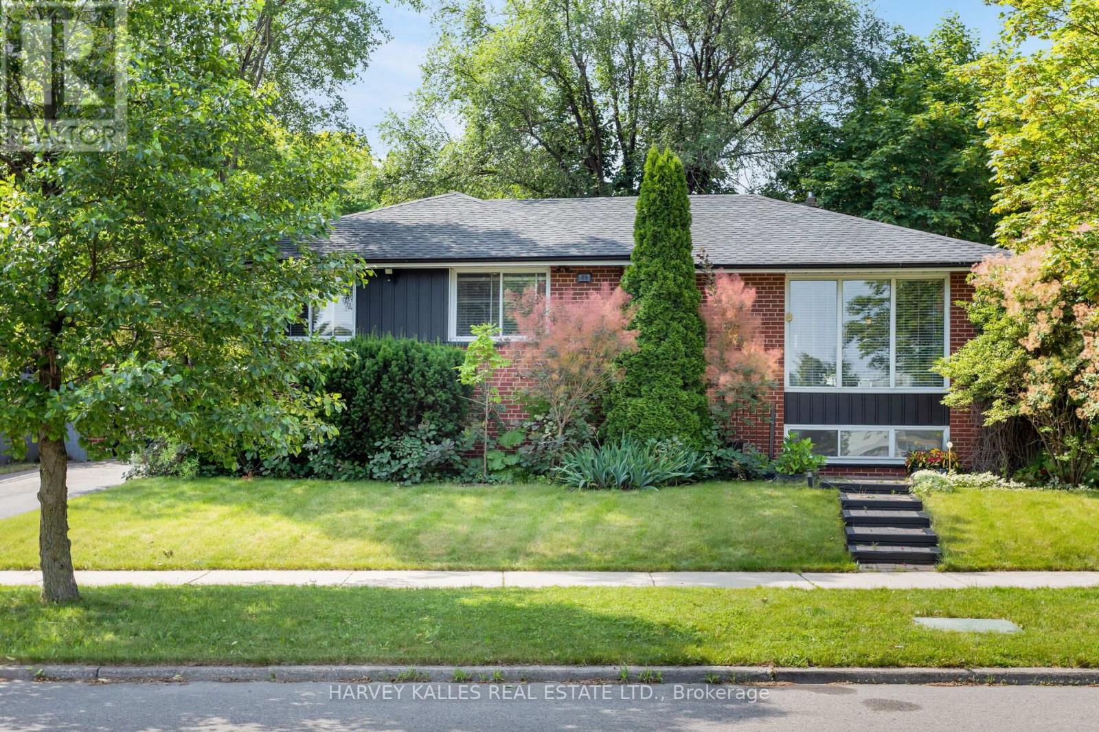 49 LEARMONT DRIVE