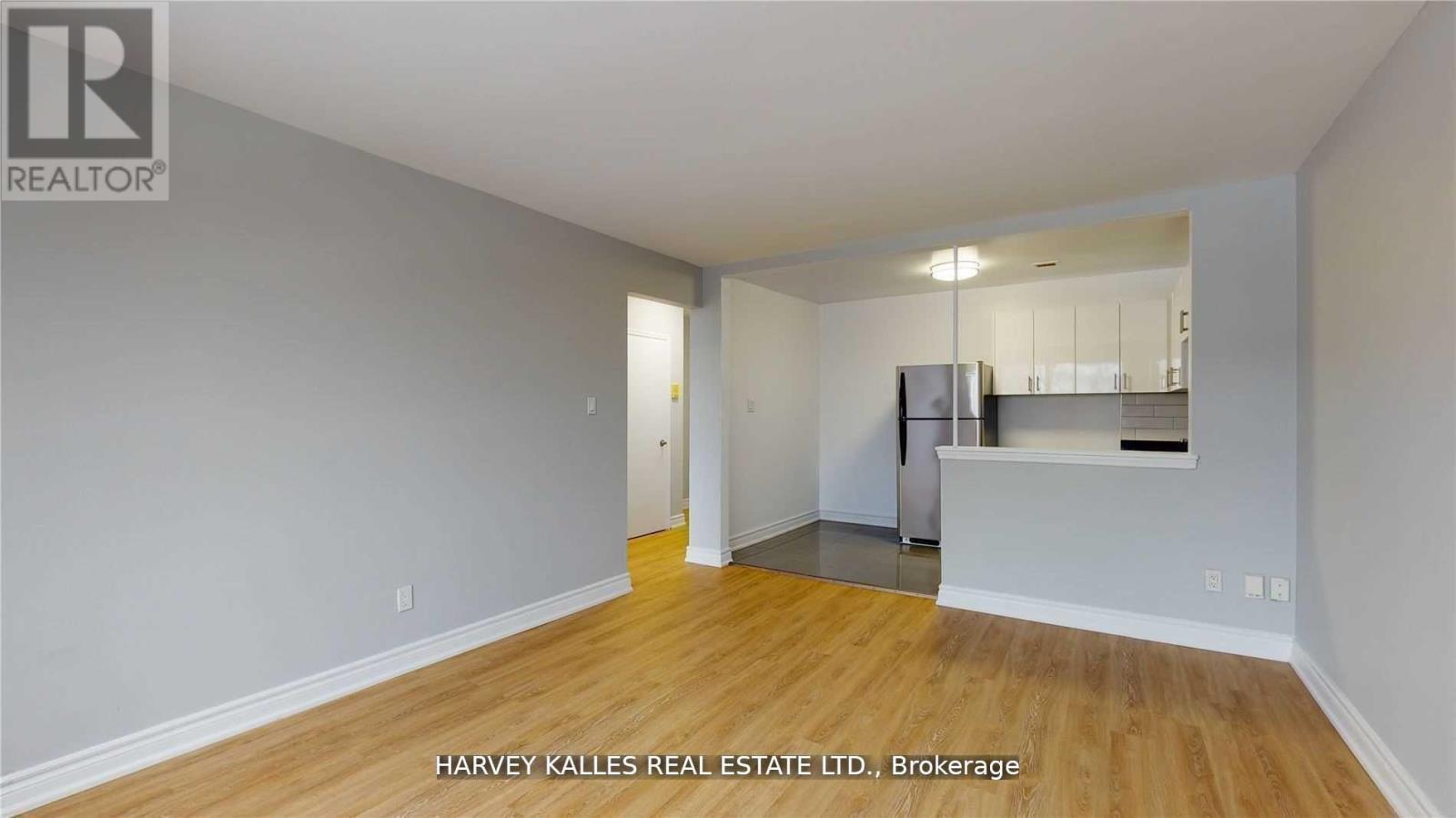 B3 - 4 GREENTREE COURT