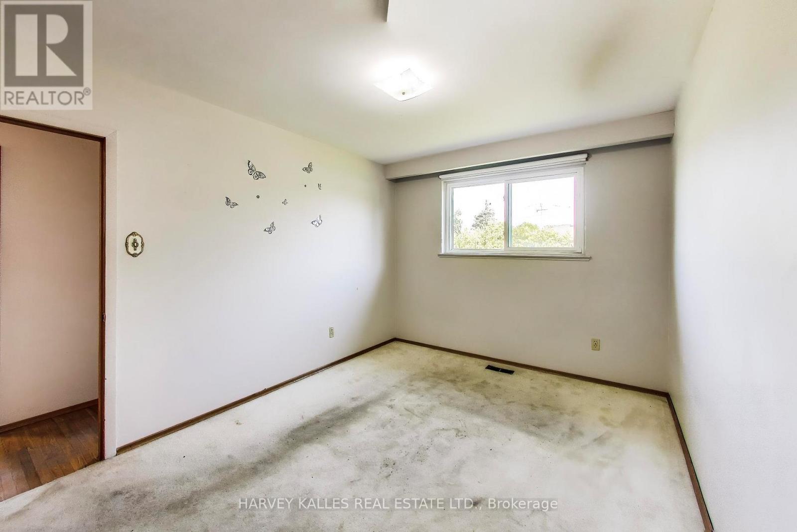 3760 WOODRUFF CRESCENT