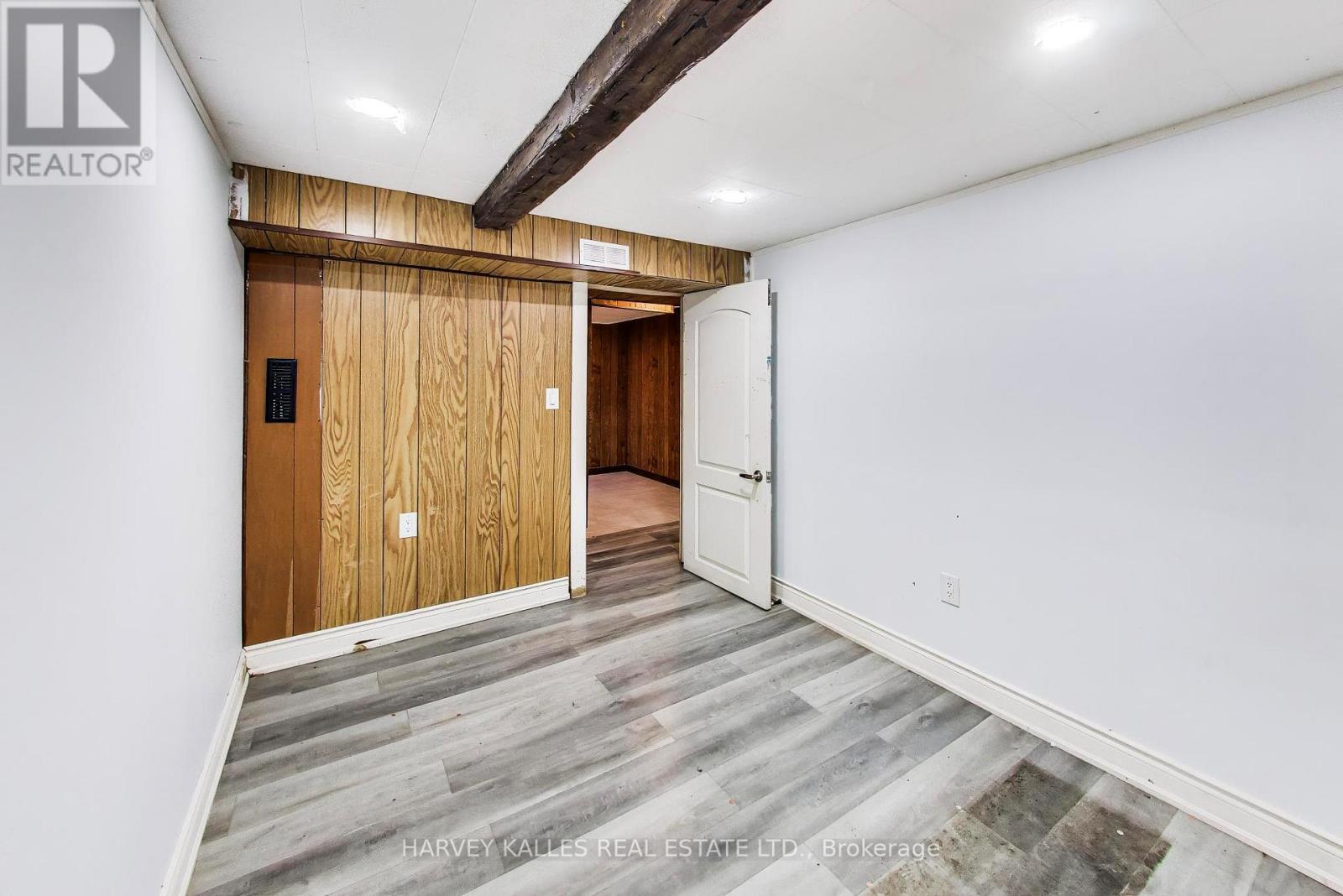 3760 WOODRUFF CRESCENT