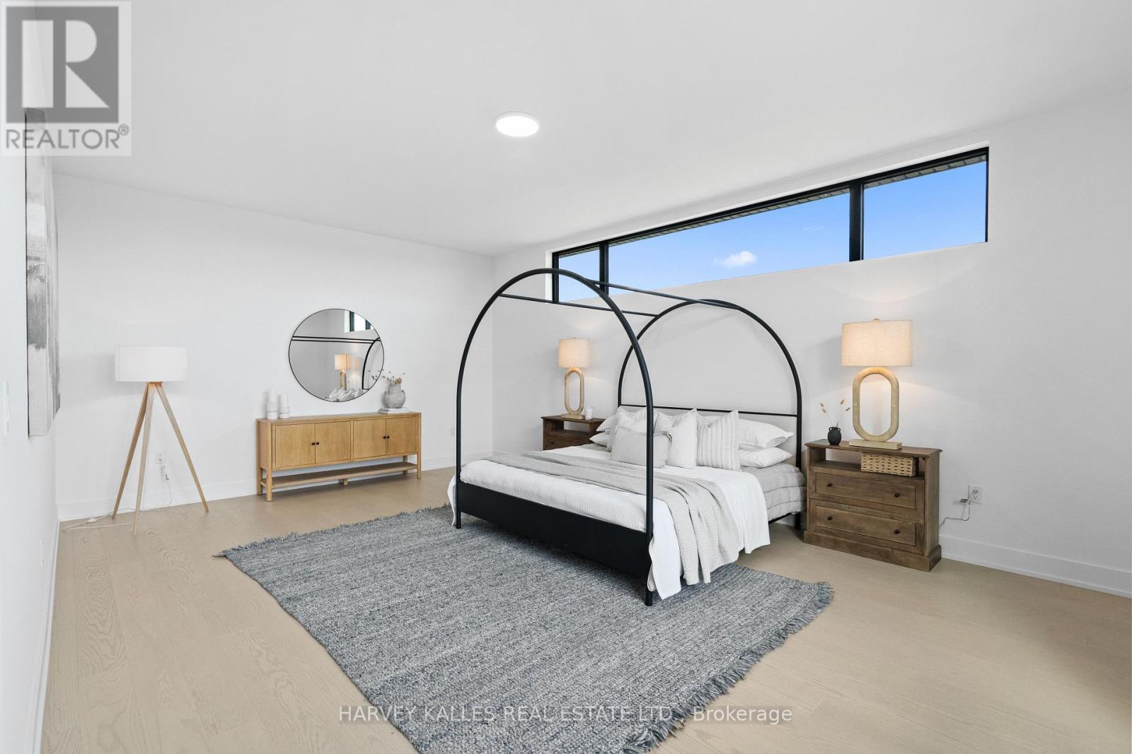 2 SUGARBUSH COURT