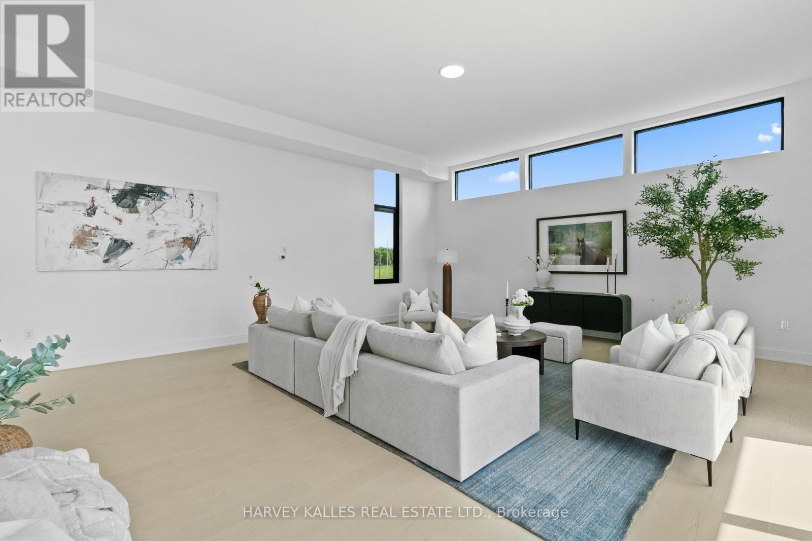 2 SUGARBUSH COURT