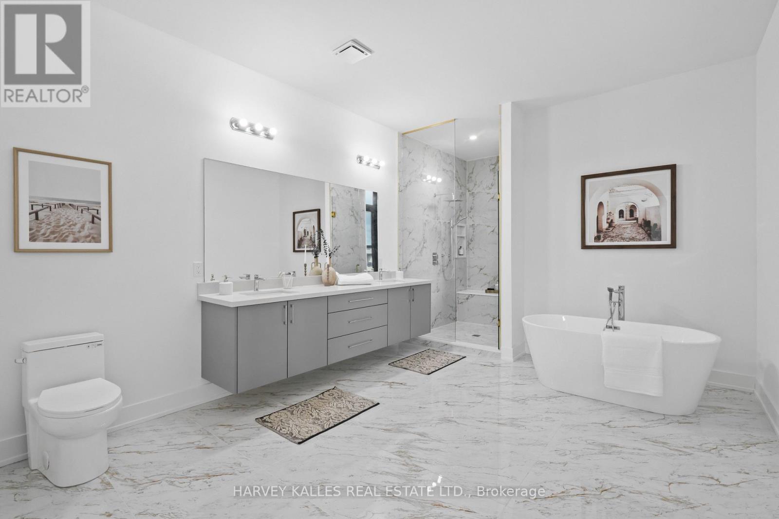 2 SUGARBUSH COURT