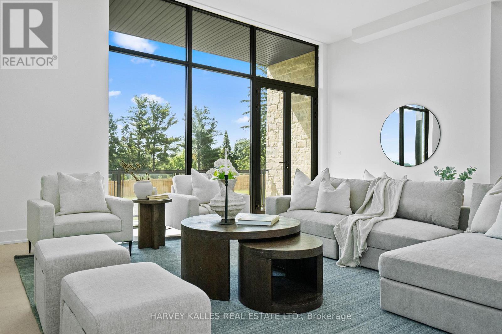 2 SUGARBUSH COURT