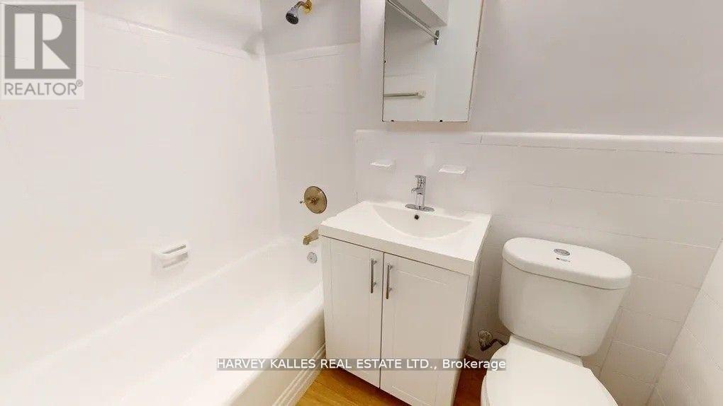 B4 - 31 CLEARVIEW HEIGHTS