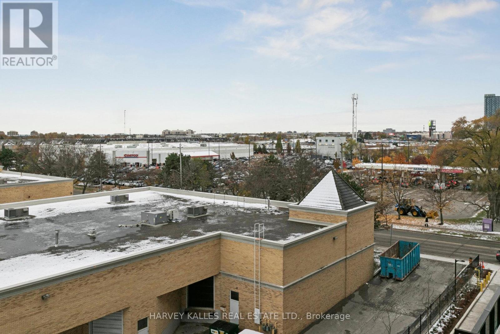 512 - 801 THE QUEENSWAY