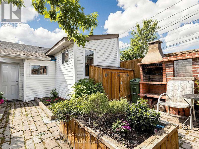 108 CALEDONIA ROAD