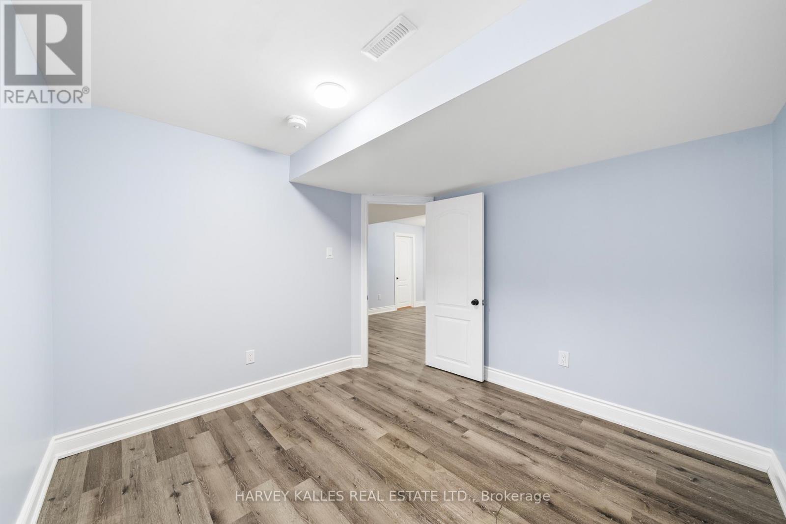 BSMT - 11 BLUE OAK AVENUE