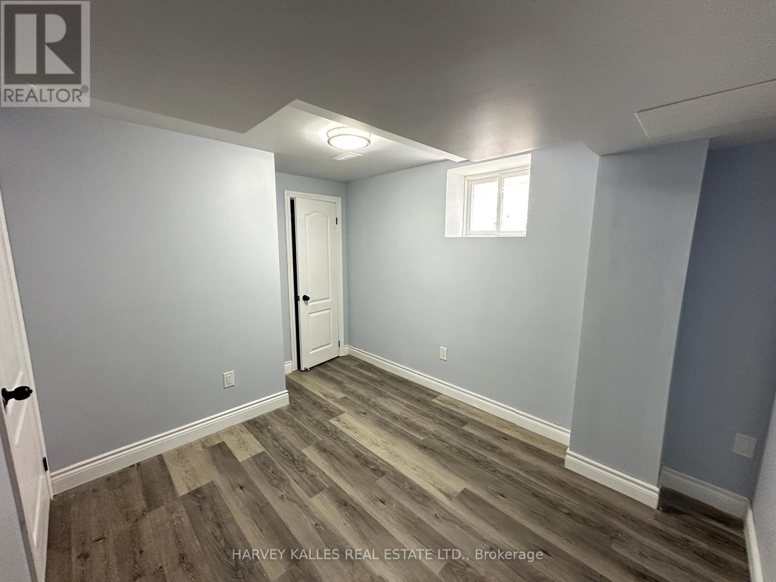 BSMT - 11 BLUE OAK AVENUE
