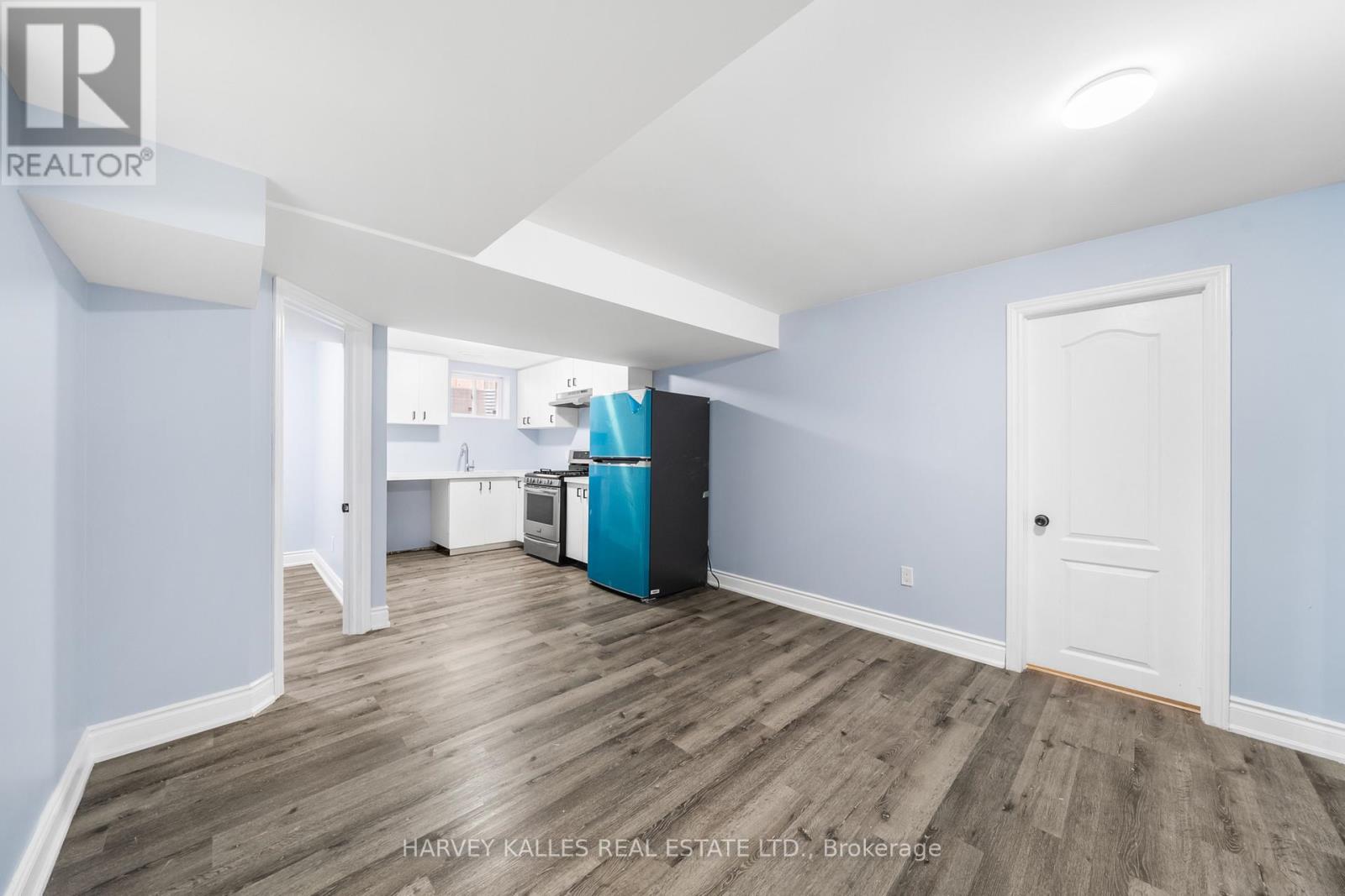 BSMT - 11 BLUE OAK AVENUE