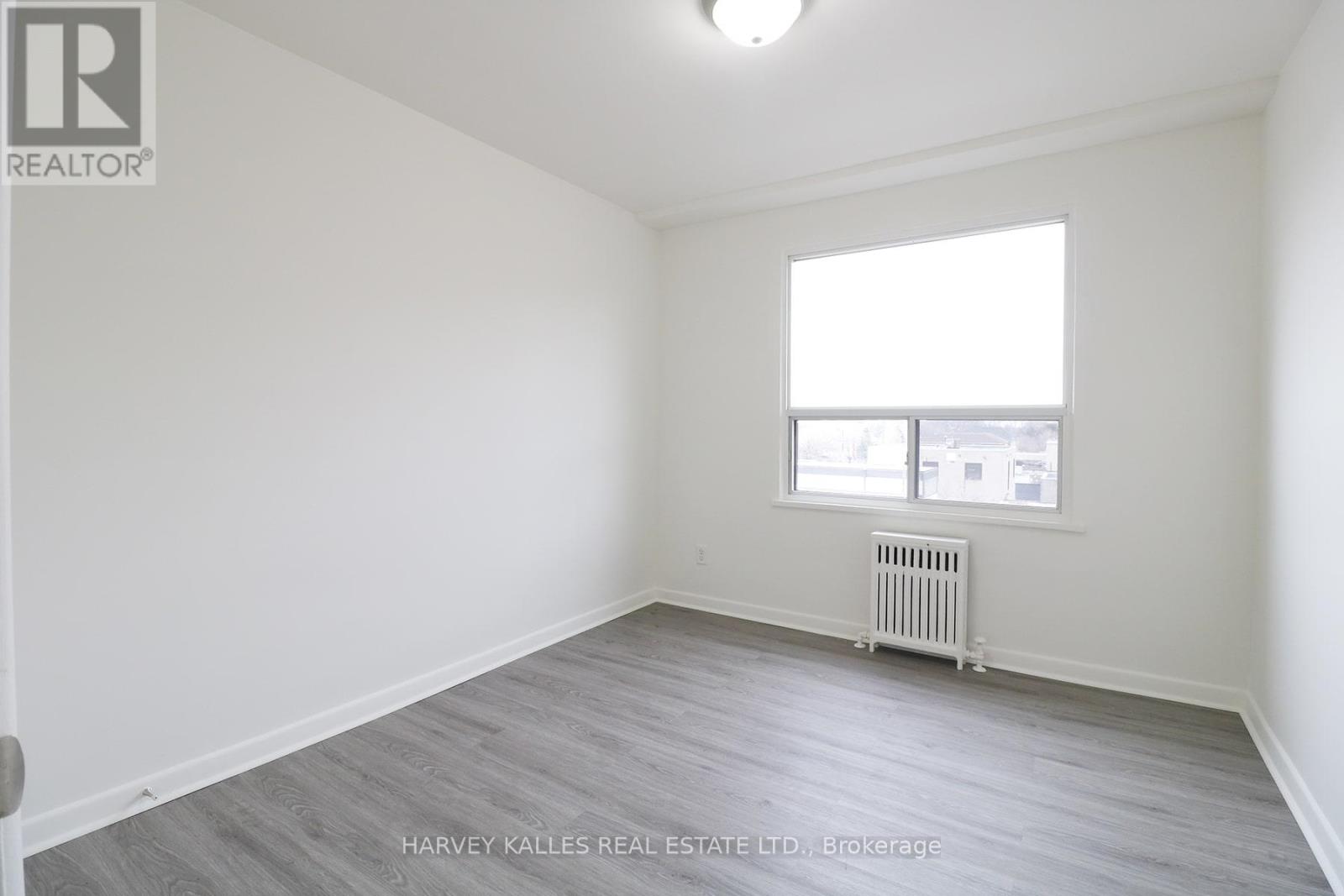102 - 500 GILBERT AVENUE
